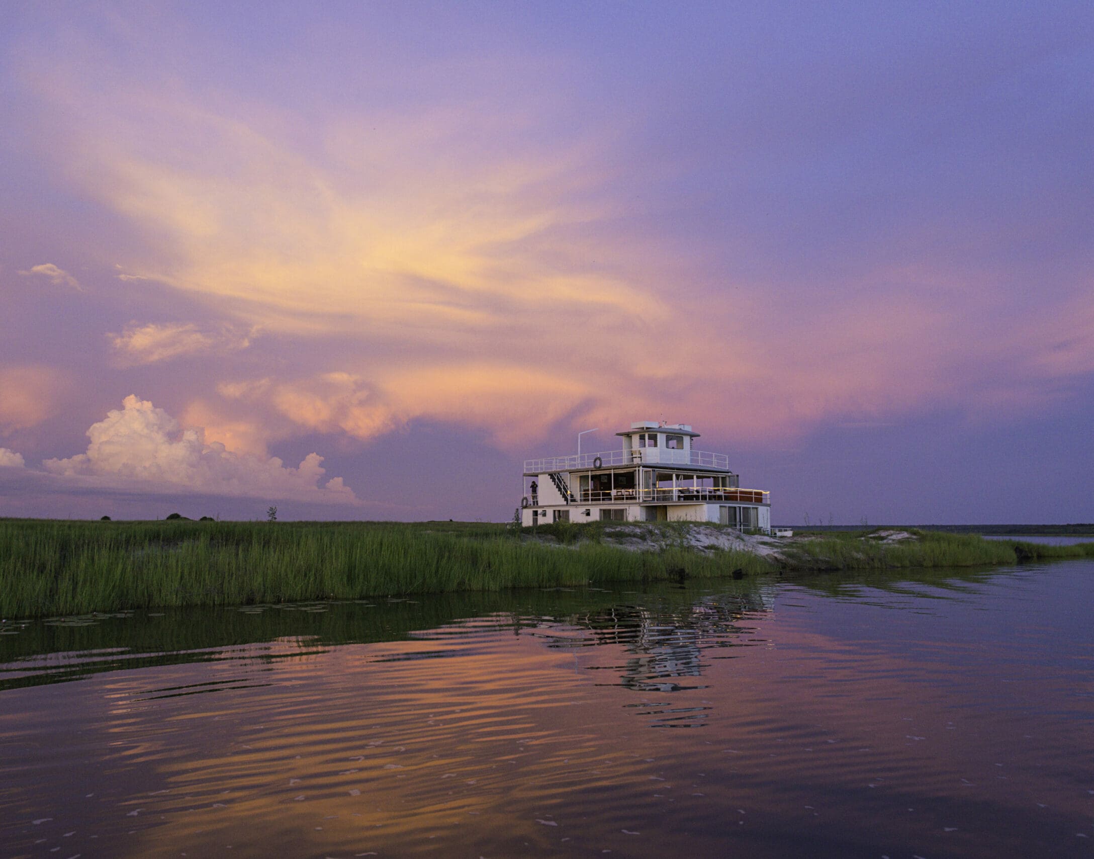 sunset_with_ichobezi