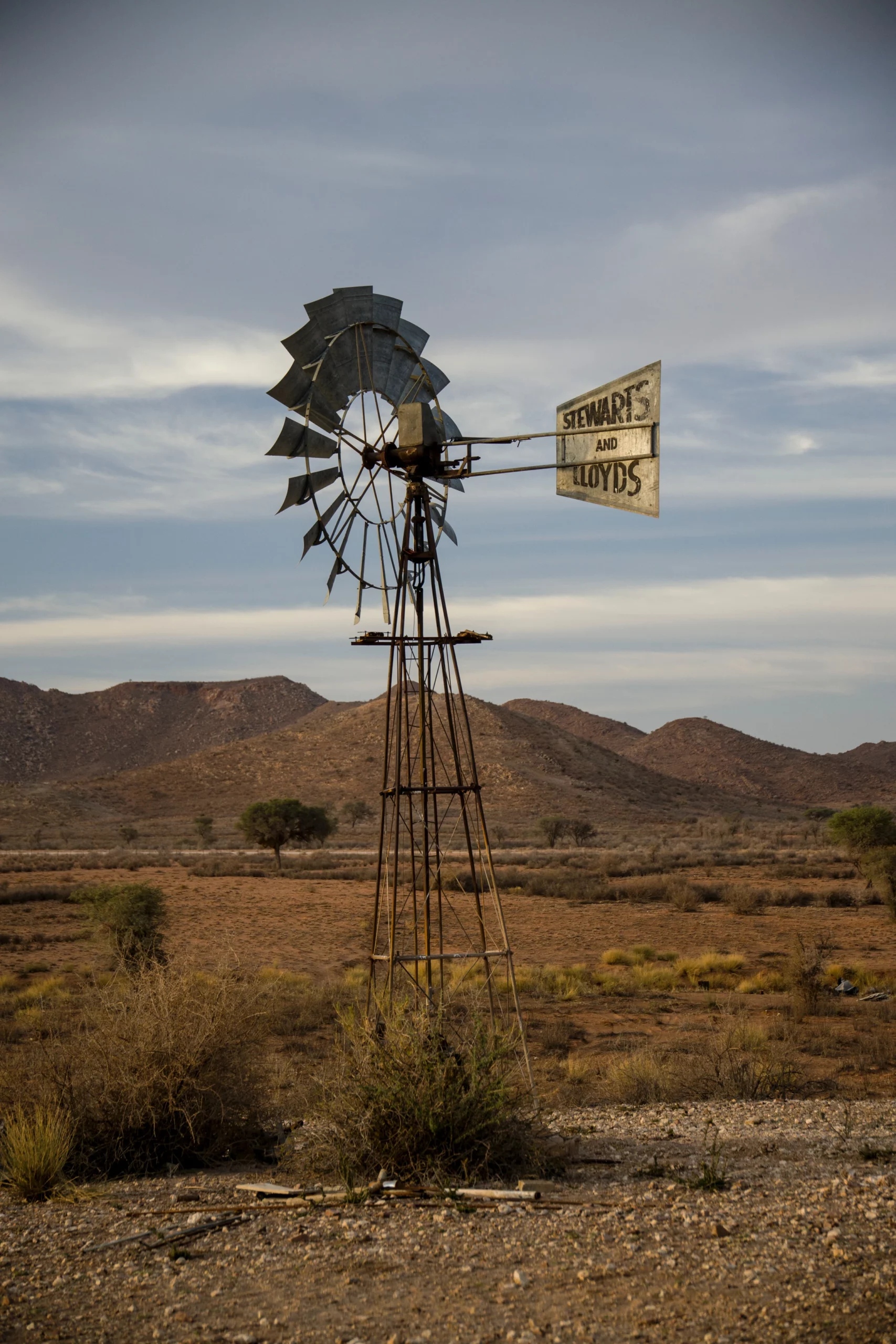 Otjimbondona Kalahari (Windhoek Outskirts)